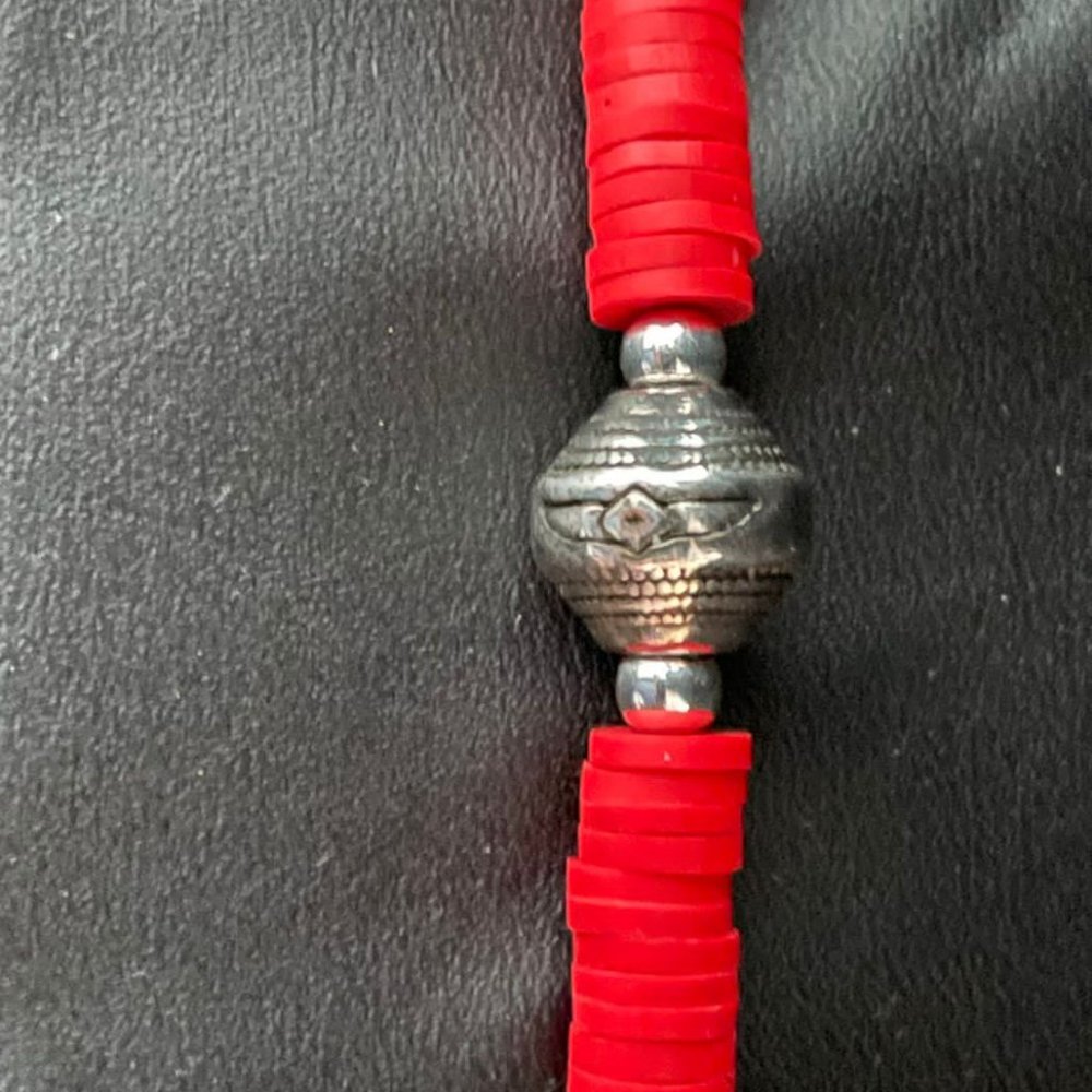 NEW Invicta Red Elements Rubber Bracelet For 8 Inches Wrist - Picture 5 of 9